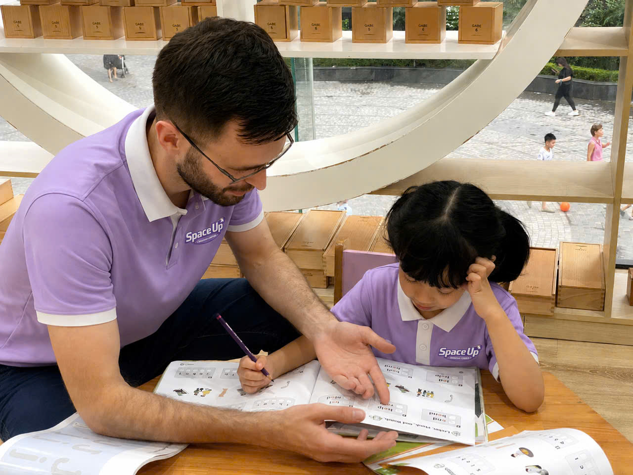 Chương trình tiếng Anh I-Kinder dành cho trẻ Mầm non tại Ant English có gì khác biệt?
